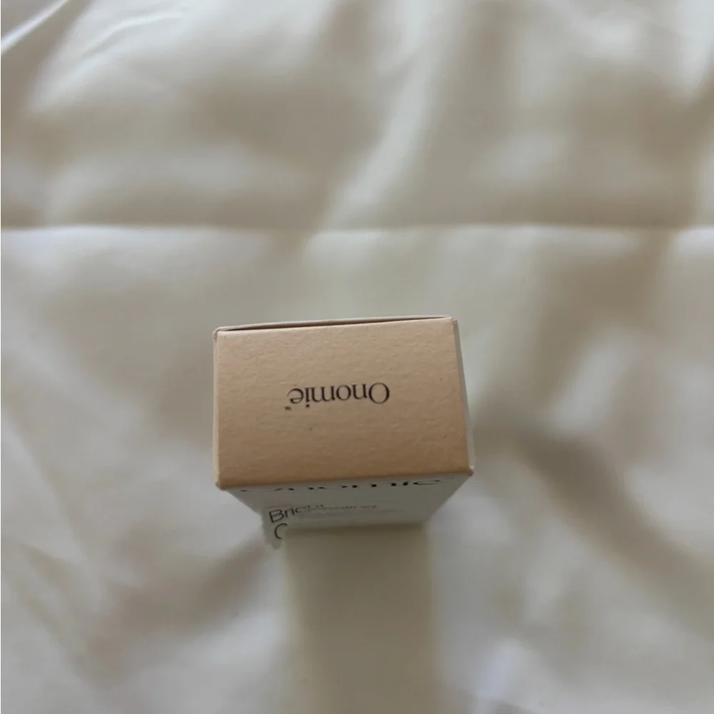 Onomie Bright Concealing Elixir SHADE 9 MIRABAI